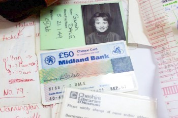 В Англии потерянный 30 лет назад кошелек вернули хозяйке