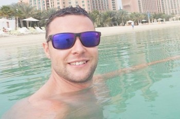 Шотландцу в Дубае грозит тюрьма за прикосновение к мужчине