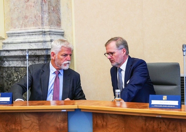 Какими будут зарплаты президента Чехии и других политиков в 2025 году