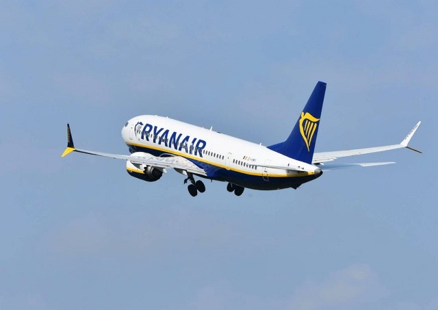 Ryanair объявил скидку на рейсы из Праги