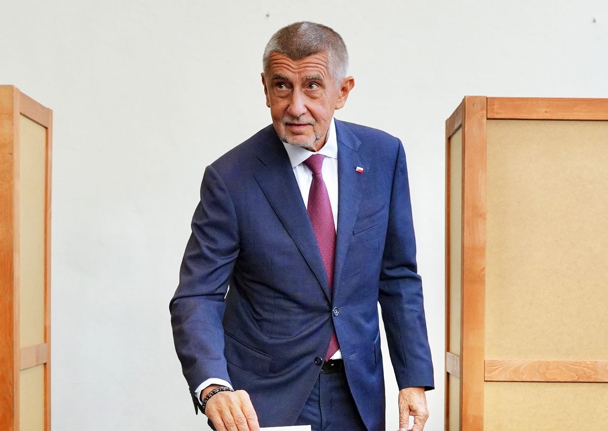 ANO, SPD и Motoristé распределили места в правительстве