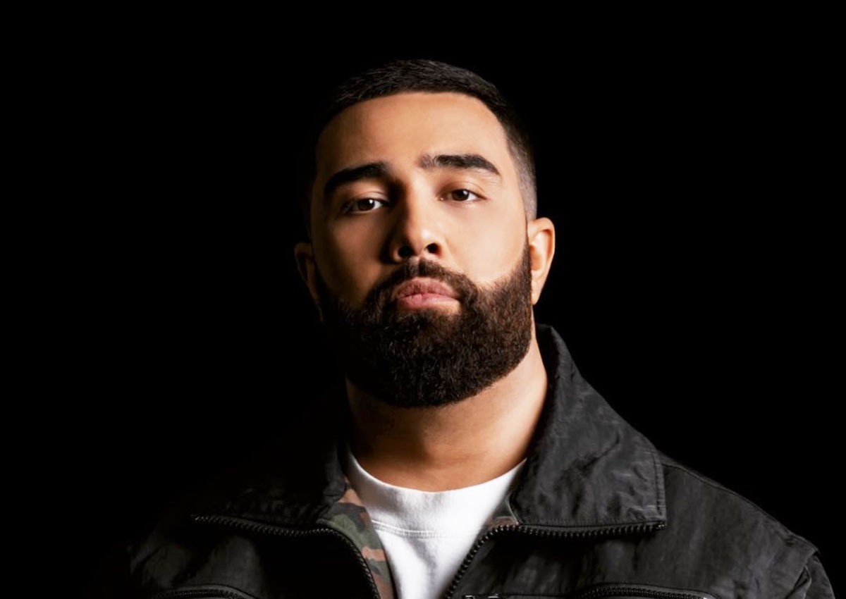 Опасный убийца-шизофреник сбежал из психбольницы в Праге