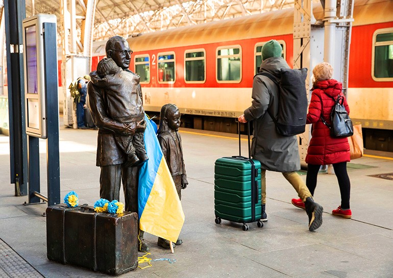 Поток украинских беженцев в Чехию с сентября вырос вдвое