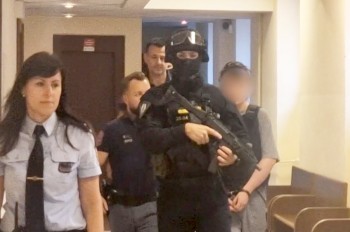 В Чехии вынесли приговор подростку, убившему двух продавщиц