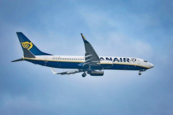 Ryanair объявил скидку на рейсы из Праги