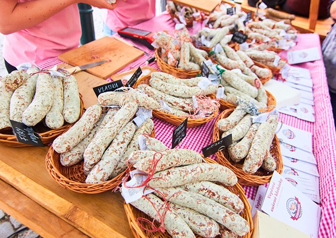 Французский рождественский рынок откроется в Праге 2 декабря