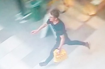 Кража 300 презервативов из чешского магазина попала на видео