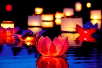 В Праге пройдет фестиваль водных фонариков «Река желаний»