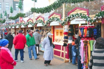 В Праге открылась первая рождественская ярмарка