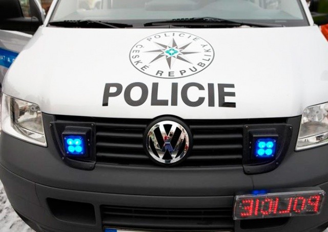 В Праге случилась массовая драка. Полицейским пришлось стрелять