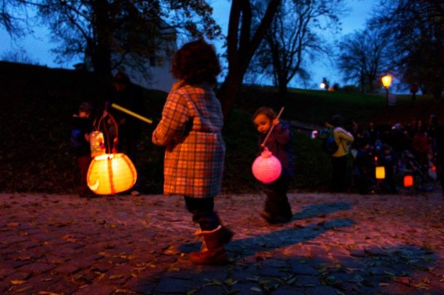 В понедельник в Праге пройдет святомартинский парад фонариков