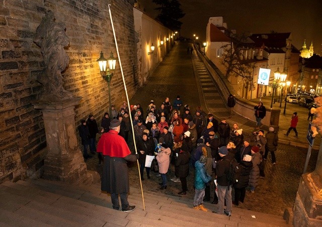 В Праге состоится бесплатная экскурсия с фонарщиком