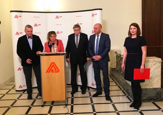 VZP назвала стоимость самого дорогого лечения в 2023 году