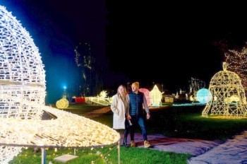 В Праге открылся третий парк световых инсталляций – Světla vyprávějí