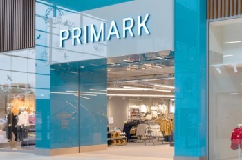 В Праге открылся второй магазин Primark: видео
