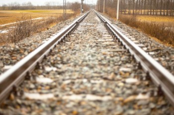 В Чехии отец бросился под поезд вместе с 7-летней дочерью 