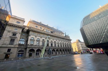 Названа сумма ущерба от пожара в Национальном театре 