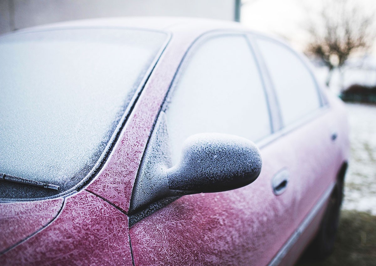 Водителям в Чехии напомнили о штрафе за прогрев двигателя