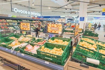 Как будут работать магазины в Чехии в праздник 17 ноября