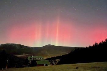 В Чехии наблюдали северное сияние: видео