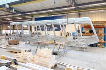 Новые вагоны пражского фуникулера обрели физический облик