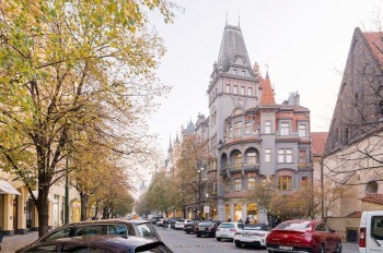 Улица Pařížská в Праге оказалась одной из самых дорогих в мире