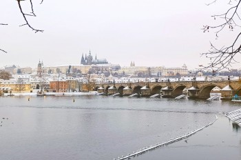 В Праге выпал первый снег