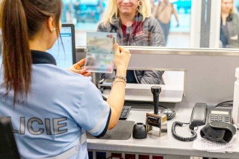 МВД Чехии напомнило мигрантам, что делать при потере документов за границей