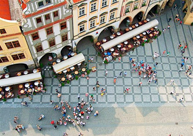 Прага обогнала Париж и Вену в рейтинге самых богатых регионов ЕС