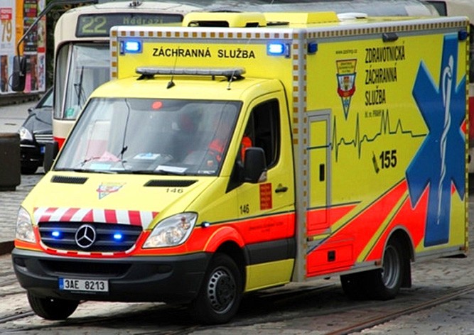 В Праге столкнулись два трамвая: 5 пострадавших