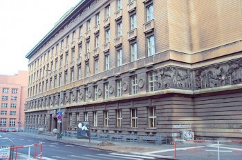 Пражский городской суд эвакуировали из-за сообщения о бомбе