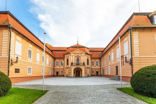 Чехии не удается продать замок Штиржин. Не помогла даже огромная скидка