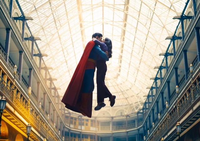 Вышел первый трейлер нового «Супермена»: видео