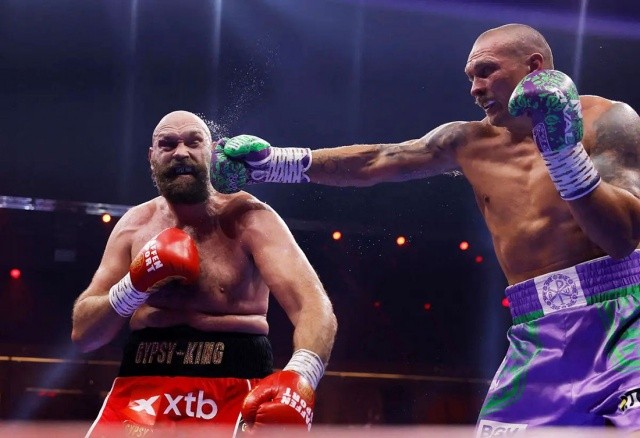 Усик победил Фьюри в матче-реванше: видео
