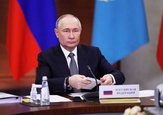 Путин извинился за «трагический инцидент» с самолетом AZAL