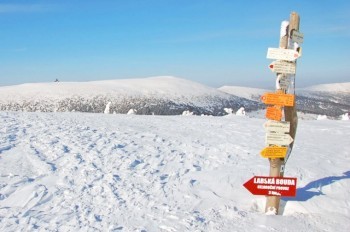 В горах Чехии объявлен первый уровень лавинной опасности