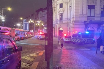 В Праге полиция оцепила площадь Мира из-за подозрительных предметов