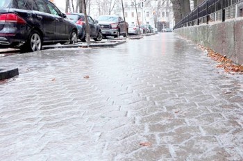 В Чехии объявлено предупреждение о гололедице
