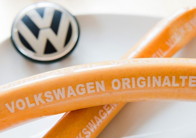 В прошлом году Volkswagen произвел больше сосисок, чем автомобилей