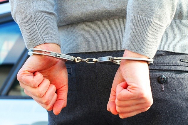 Полиция Праги задержала сбежавшего из психбольницы насильника