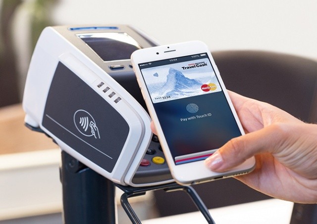 В Чехии начала работать система Apple Pay