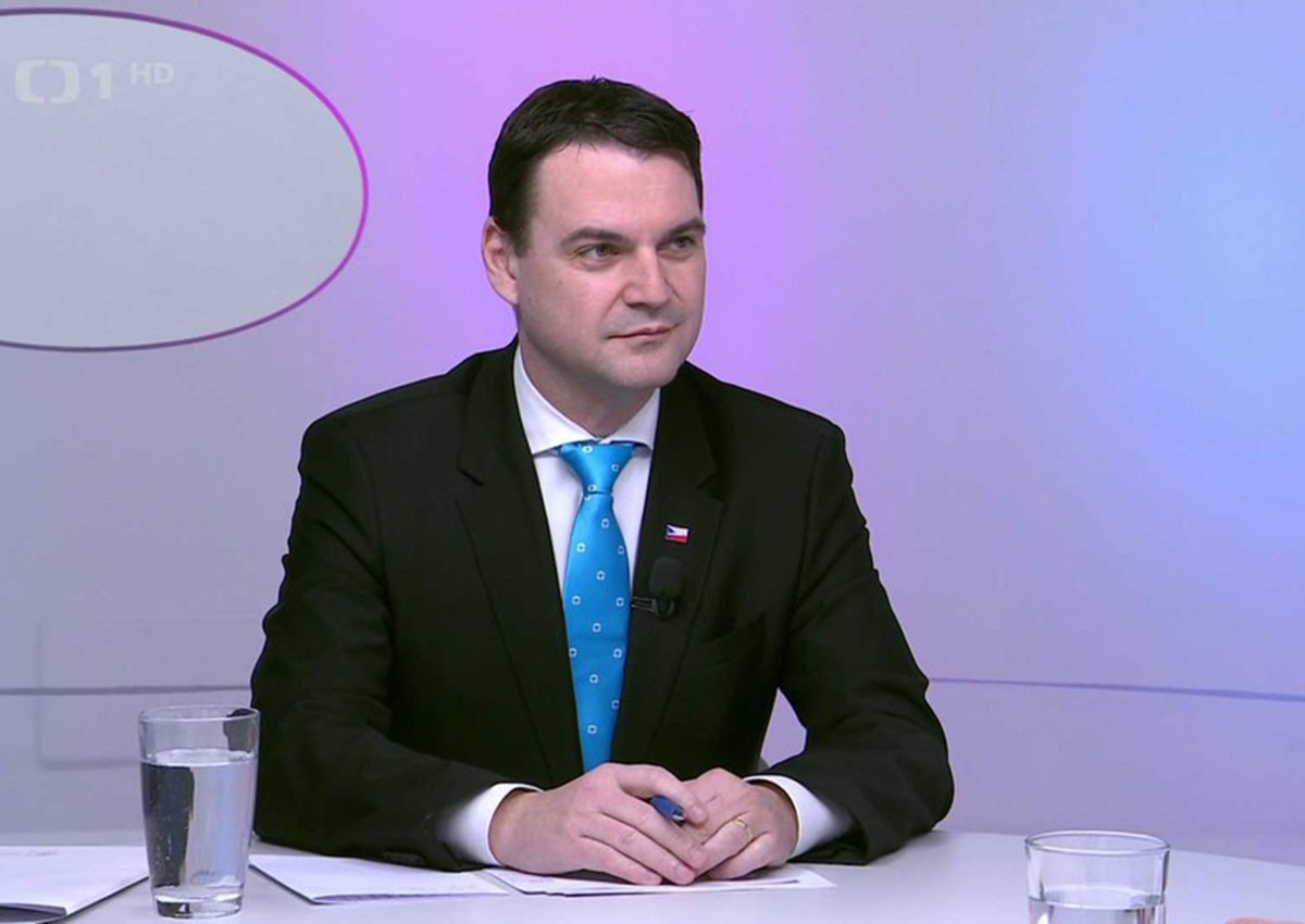 Глава МИД Чехии: отныне мы будем игнорировать президента 