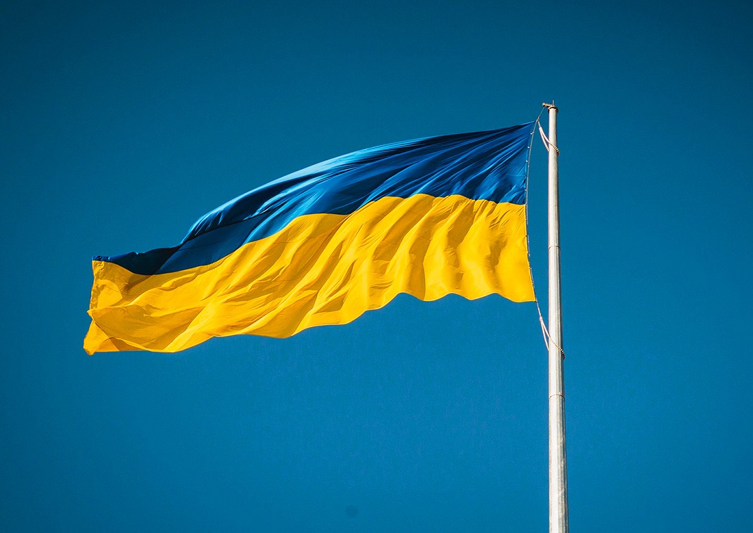 Чешские госведомства вывесят флаги Украины на своих зданиях 24 февраля
