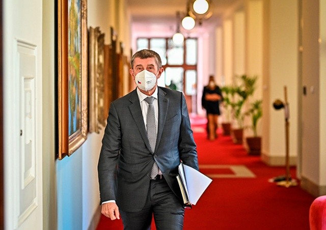 Премьер Чехии: есть только одна версия взрыва во Врбетице