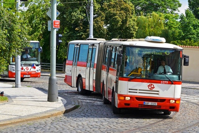 В субботу в Праге начнет работу автобусный ретро-маршрут