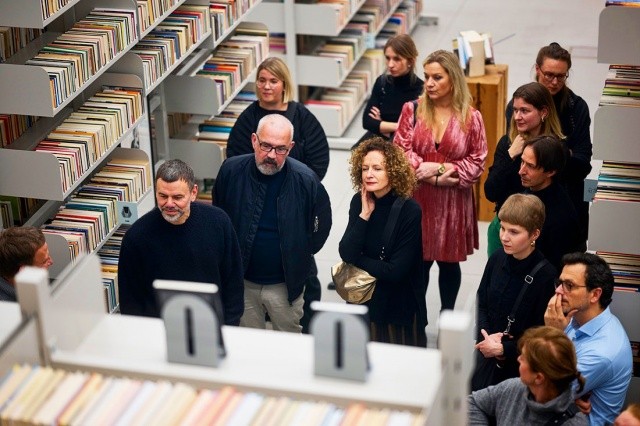 В среду в Праге бесплатно раздадут книги, служившие основой художественной инсталляции