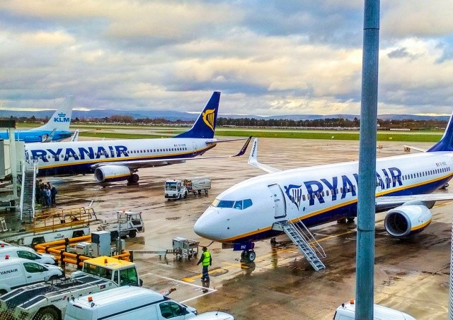 Ryanair объявил скидку 20% на рейсы из Праги