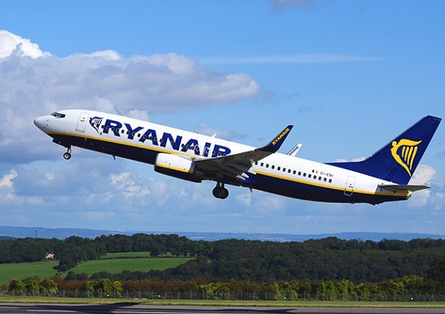 Ryanair назвал дату возобновления работы на пражском направлении