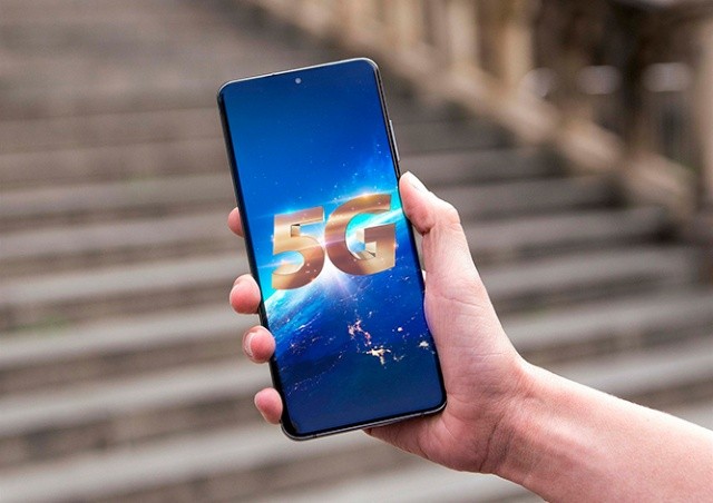 С июля в Праге заработает сеть 5G