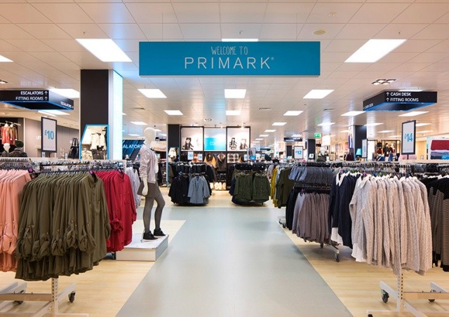 В Праге открывается первый магазин Primark: видео 